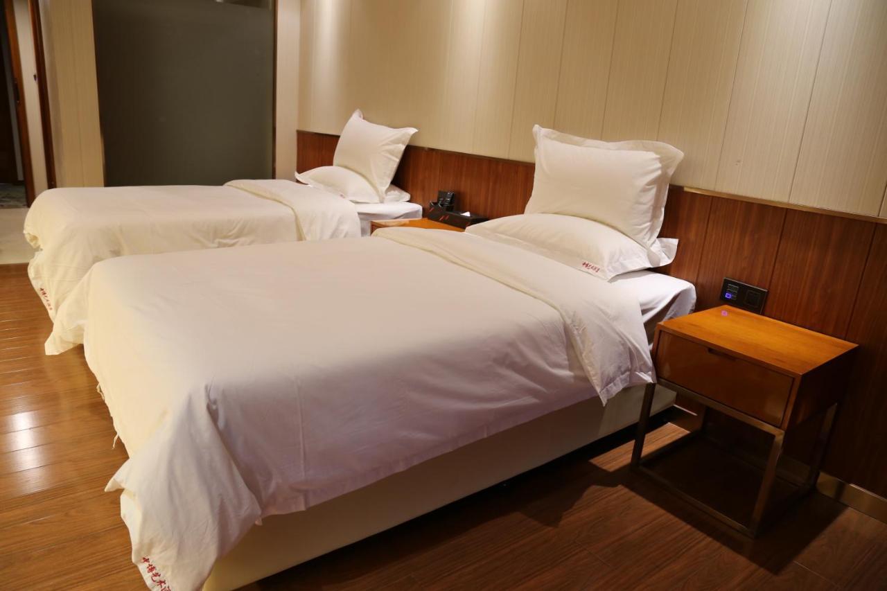 Zhongbo Art Hotel Kanton Exterior foto